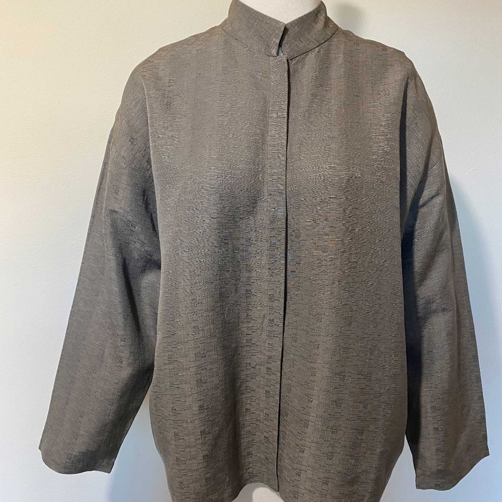 Eileen Fisher Gray Silk blouse - Mandarin collar - size small